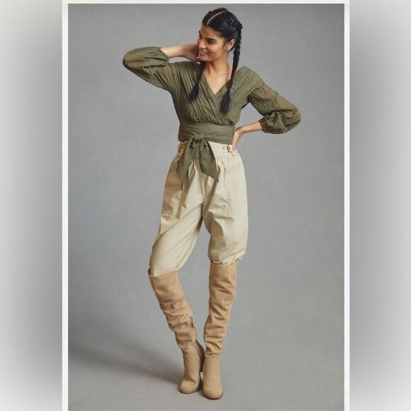 MAEVE ANTHROPOLOGIE NWT CROPPED DEEP V‎ BLOUSE SIZE 0 - Picture 2 of 6